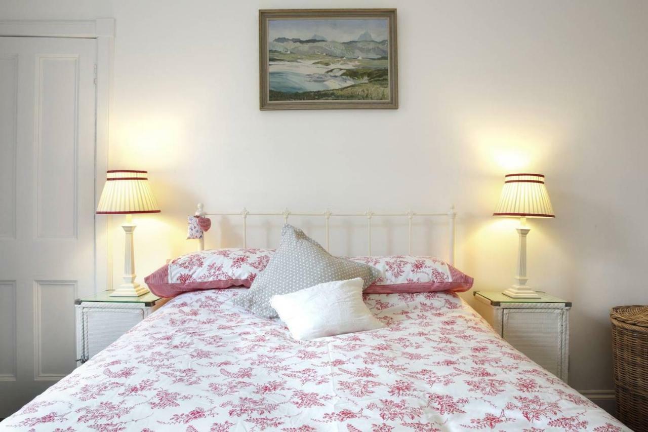 5 Star Beautiful & Vintage, Spacious In Chic Location! * Edimburgo