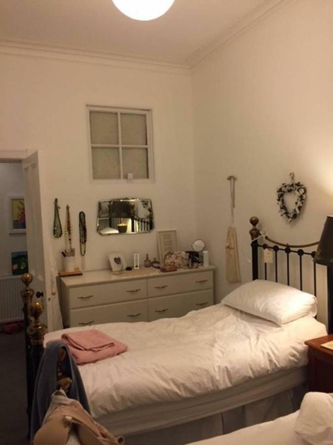 Apartamento 5 Star Beautiful & Vintage, Spacious In Chic Location! *
